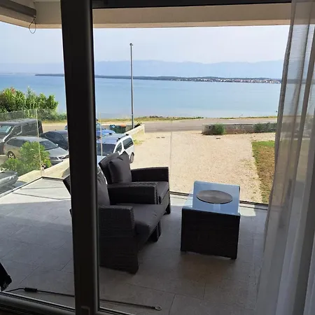 Apartament B & R Summer Breeze 2 Nin