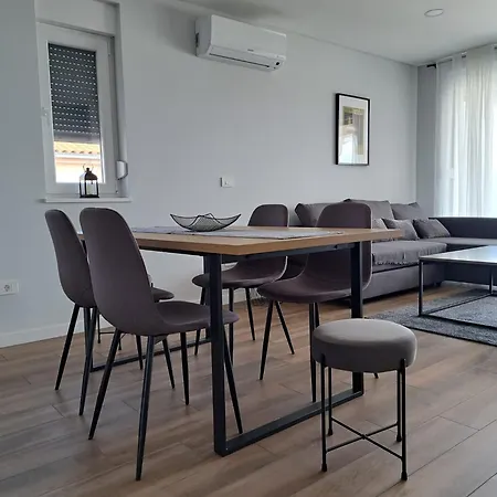 Apartment B & R Summer Breeze 2 *